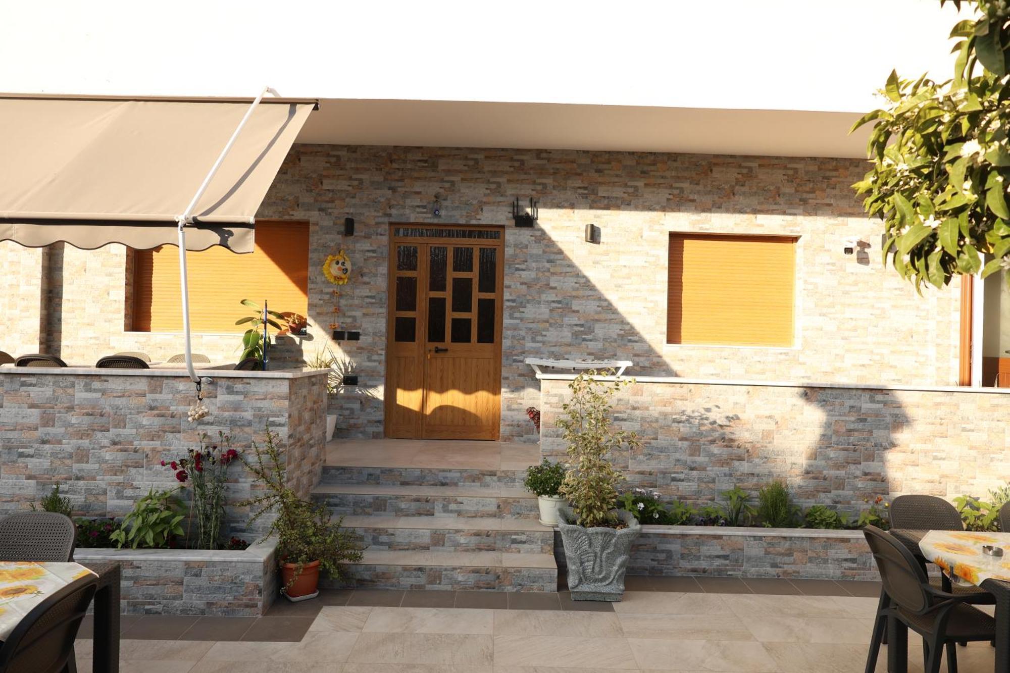 Vila Eljus Durrës Exterior foto