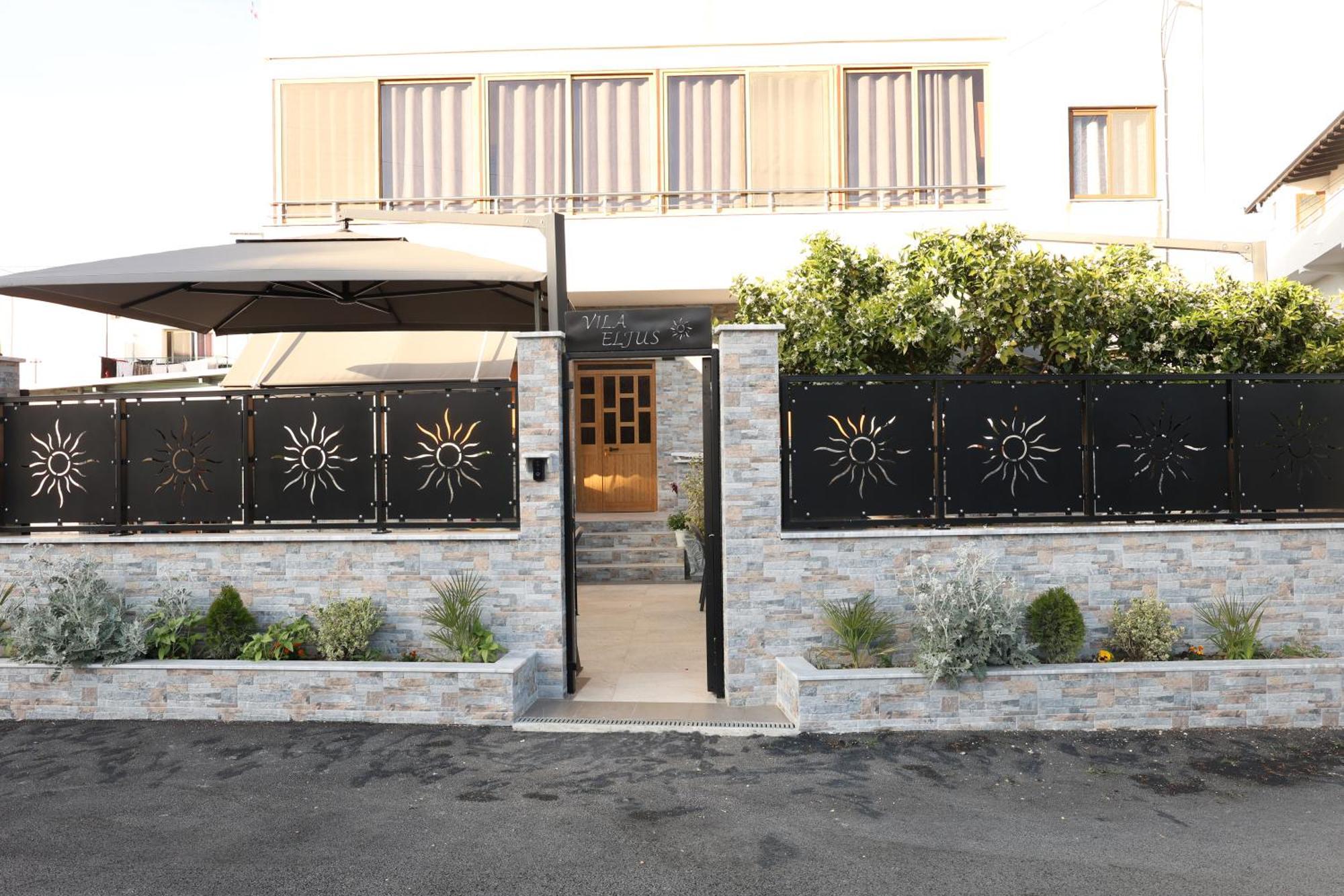 Vila Eljus Durrës Exterior foto